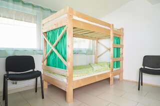 Хостелы Zen House Тимишоара Кровать в общем номере для мужчин с 4 кроватями-2
